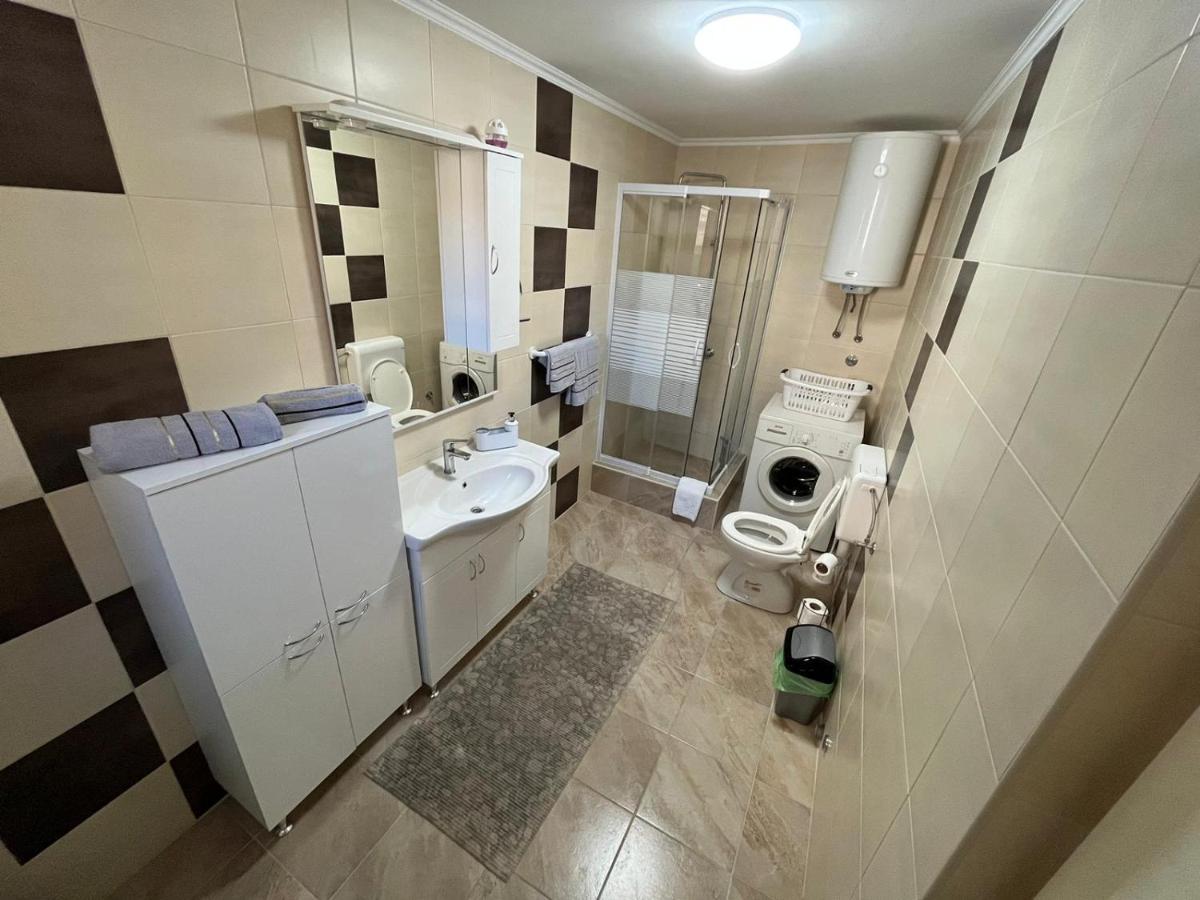 Old Town Apartment Медулин Экстерьер фото